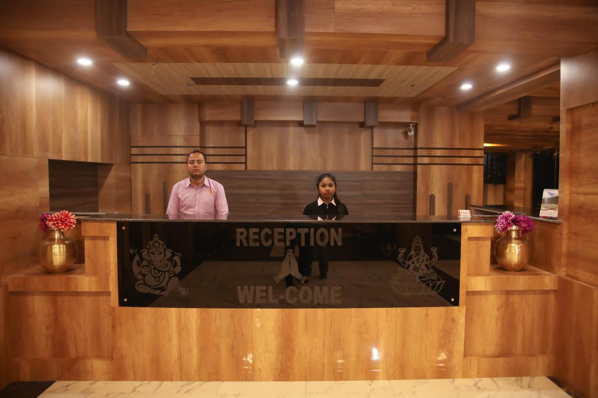 Hotel Royal Safari Sauraha Zewnętrze zdjęcie
