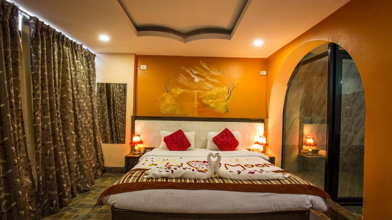 Hotel Royal Safari Sauraha Zewnętrze zdjęcie