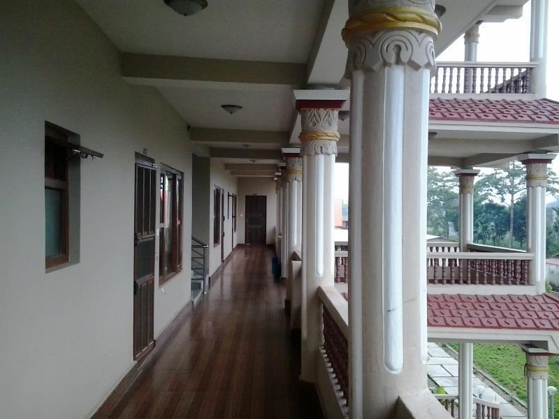 Hotel Royal Safari Sauraha Zewnętrze zdjęcie