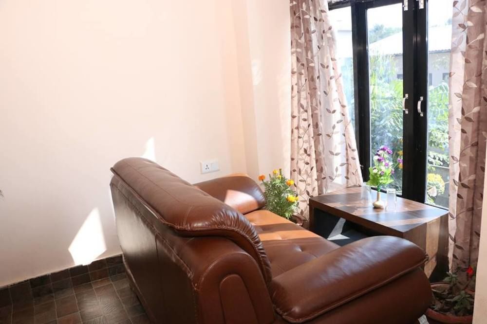 Hotel Royal Safari Sauraha Zewnętrze zdjęcie